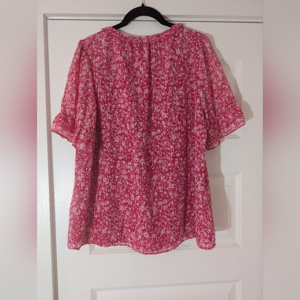 Kaari Blue Pink And White Textured Floral Women's Top Size Large - Picture 2 of 9